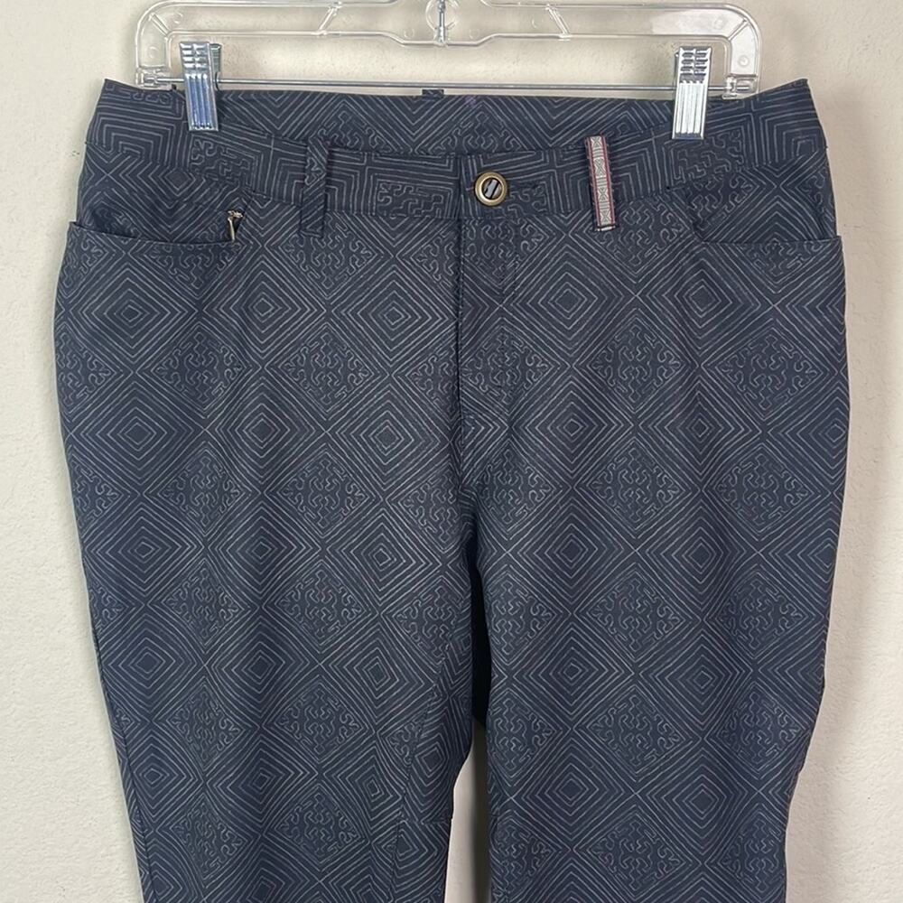 Sherpa Adventure Gear poly/spandex outdoor hiking pants women’s 8
